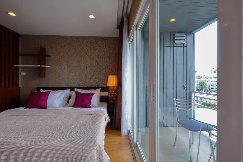 Luxury Living In Heart Of Nimman Apartment Chiang Mai Luaran gambar