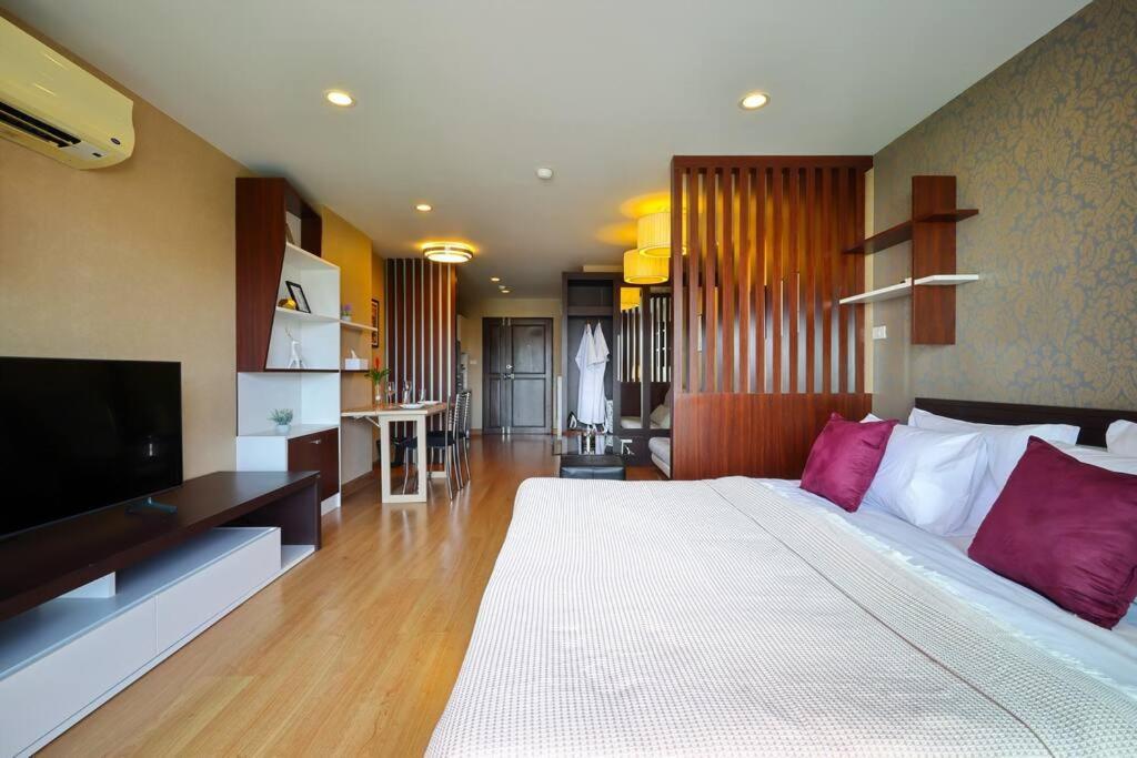 Luxury Living In Heart Of Nimman Apartment Chiang Mai Luaran gambar