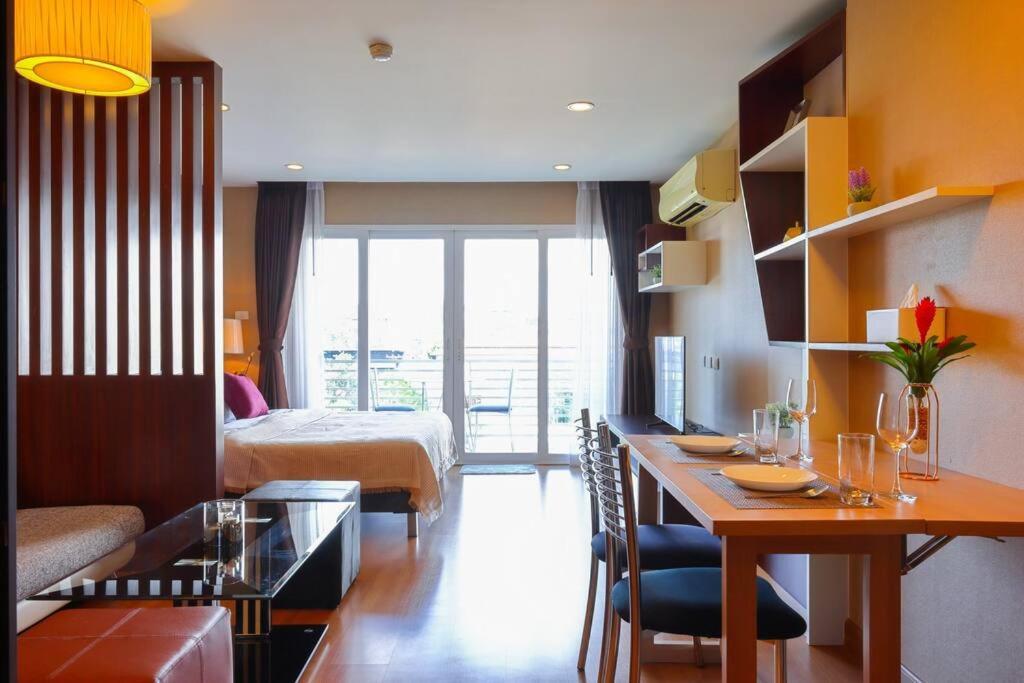 Luxury Living In Heart Of Nimman Apartment Chiang Mai Luaran gambar